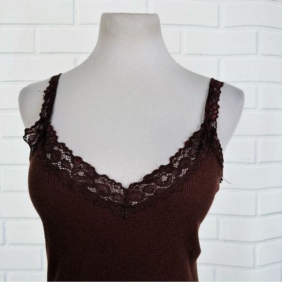 10/$25🦋 No Boundaries Hot Chocolate Lace Trim Cami - Size XXL - Picture 6 of 13